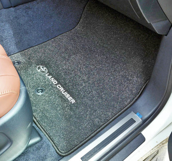 Ворсовые коврики на Toyota Land Cruiser 200 2007&nbsp;-&nbsp;2021 в Череповеце