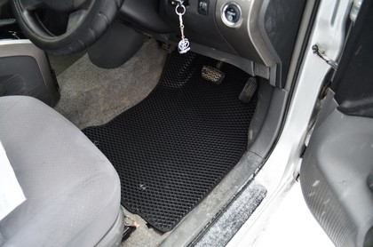 Ворсовые коврики на Toyota Prius (20) 2004&nbsp;-&nbsp;2009 в Череповеце