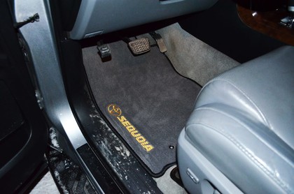 Ворсовые коврики на Toyota Sequoia II 2007&nbsp;-&nbsp;2022 в Череповеце