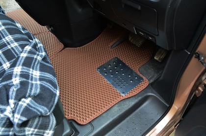 Ворсовые коврики на Nissan Serena (C26) 2010&nbsp;-&nbsp;2016 в Череповеце