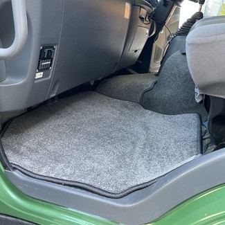 Ворсовые коврики на Isuzu Forward V широкая кабина 2007&nbsp;-&nbsp;2026 в Череповеце