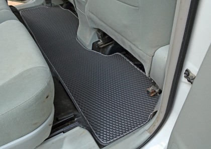 Ворсовые коврики на Toyota Prius Alpha 2011&nbsp;-&nbsp;2021 в Череповеце