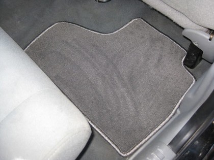 Ворсовые коврики на Jeep Cherokee (KJ) 2001&nbsp;-&nbsp;2007 в Череповеце