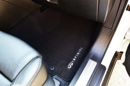 Ворсовые коврики на Infiniti QX70 2013&nbsp;-&nbsp;2019 в Череповеце