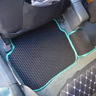 Коврики на Toyota Cynos (L50) 1995&nbsp;-&nbsp;1999 в Череповеце