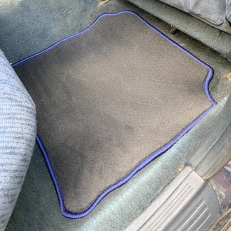 Ворсовые коврики на Toyota Crown (S140) 1991&nbsp;-&nbsp;1995 в Череповеце