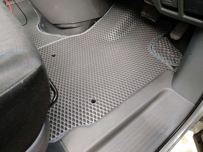 Ворсовые коврики на Toyota Voxy (R70) 2007&nbsp;-&nbsp;2013 в Череповеце