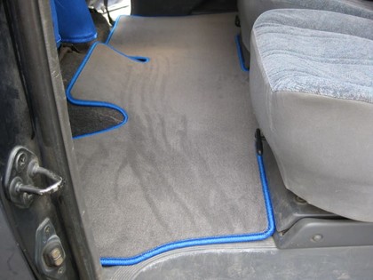 Коврики на Toyota Estima Emina (Lucida) 1990&nbsp;-&nbsp;2000 в Череповеце