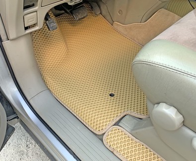 Ворсовые коврики на Toyota Previa (XR30, XR40) 2000&nbsp;-&nbsp;2007 в Череповеце