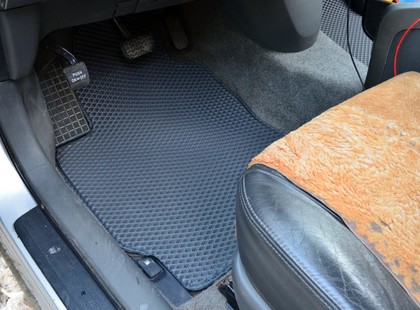 Ворсовые коврики на Toyota Prius (20) 2004&nbsp;-&nbsp;2009 в Череповеце