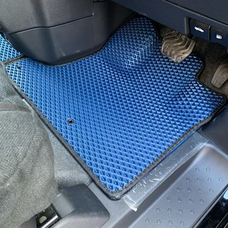 Ворсовые коврики на Nissan Serena (C27) E-Power 2016&nbsp;-&nbsp;2022 в Череповеце