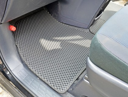 Ворсовые коврики на Toyota Esquire (R80) 2014&nbsp;-&nbsp;2021 в Череповеце