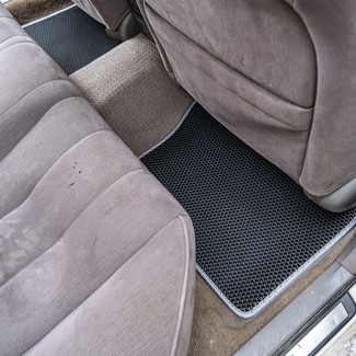 Ворсовые коврики на Toyota Mark II (100) 1996&nbsp;-&nbsp;2001 в Череповеце