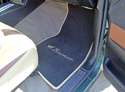 Коврики на Ford Bronco III 1980&nbsp;-&nbsp;1986 в Череповеце