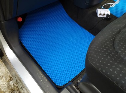 Ворсовые коврики на Toyota Ractis I 2005&nbsp;-&nbsp;2010 в Череповеце