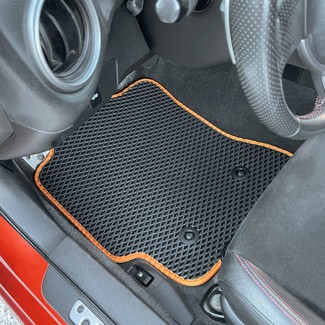 Коврики на Toyota GT86 2012&nbsp;-&nbsp;2021 в Череповеце