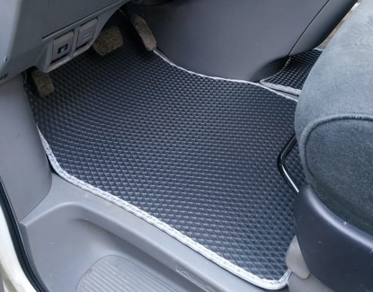 Ворсовые коврики на Toyota Alphard (H10) 2002&nbsp;-&nbsp;2008 в Череповеце