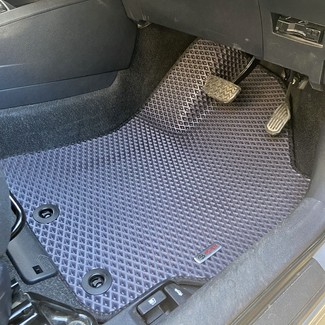 Ворсовые коврики на Toyota Corolla Axio (E16) 2012&nbsp;-&nbsp;2026 в Череповеце