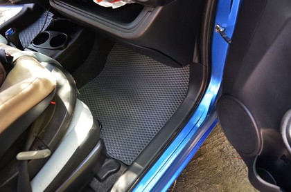 Коврики на Toyota Prius C 2011&nbsp;-&nbsp;2021 в Череповеце