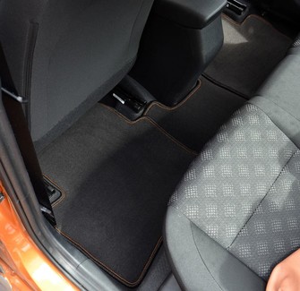 Ворсовые коврики на KIA Rio IV 2016&nbsp;-&nbsp;2026 в Череповеце