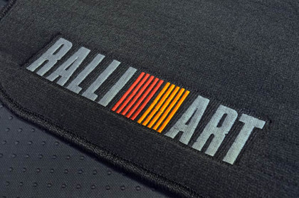 Ворсовые коврики на Mitsubishi Colt Plus 6 2004&nbsp;-&nbsp;2012 в Череповеце