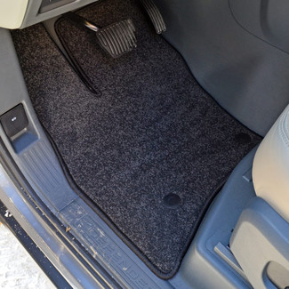 Ворсовые коврики на Land Rover Defender II 90 2019&nbsp;-&nbsp;2026 в Череповеце