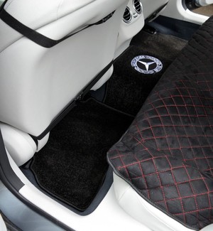 Ворсовые коврики на Mercedes C (W205) 2014&nbsp;-&nbsp;2023 в Череповеце