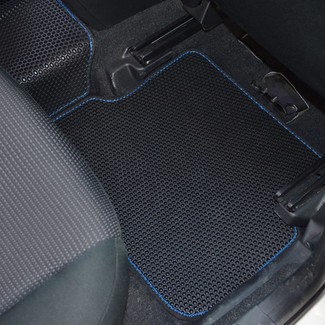 Ворсовые коврики на Mazda Axela II 2009&nbsp;-&nbsp;2013 в Череповеце