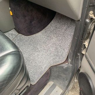 Ворсовые коврики на Chevrolet Express 2002&nbsp;-&nbsp;2019 в Череповеце