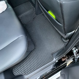 Ворсовые коврики на Mitsubishi Montero Sport III 2015&nbsp;-&nbsp;2026 в Череповеце