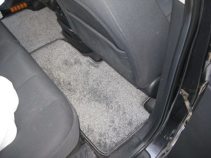 Ворсовые коврики на KIA Carens II 2006&nbsp;-&nbsp;2012 в Череповеце