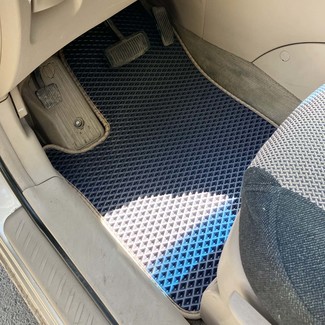 Ворсовые коврики на KIA Carens II 2006&nbsp;-&nbsp;2012 в Череповеце