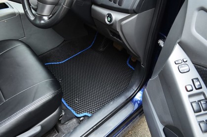 Ворсовые коврики на Toyota Isis 2004&nbsp;-&nbsp;2017 в Череповеце