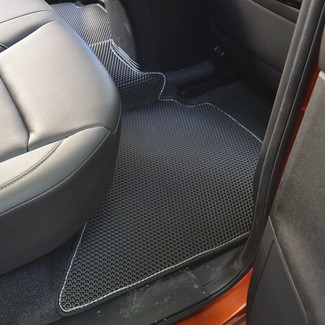 Коврики на Isuzu D-max III 2019 - 2026 в Череповеце Коврики на Isuzu D-max III 2019 - 2026 в Череповеце