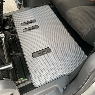 Ворсовые коврики на Volkswagen Caddy (2K) 2003&nbsp;-&nbsp;2020 в Череповеце