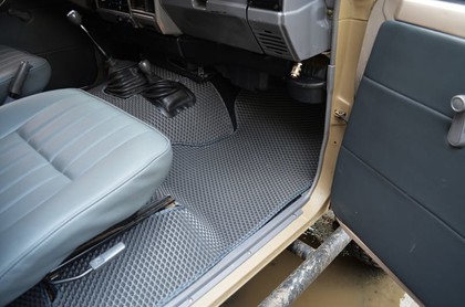 Ворсовые коврики на Toyota Land Cruiser 70 2006&nbsp;-&nbsp;2026 в Череповеце