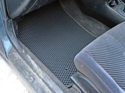 Коврики на Toyota Sprinter Marino 1992&nbsp;-&nbsp;1997 в Череповеце