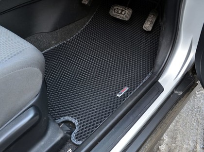 Ворсовые коврики на Nissan Wingroad (Y12) 2005&nbsp;-&nbsp;2018 в Череповеце