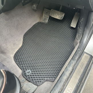 Ворсовые коврики на Nissan Skyline (V35) 2001&nbsp;-&nbsp;2007 в Череповеце