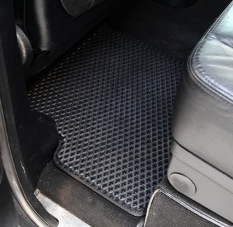 Ворсовые коврики на Mercedes G (W463) рестайлинг 2001&nbsp;-&nbsp;2018 в Череповеце