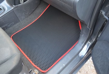 Ворсовые коврики на Toyota Yaris II 2005&nbsp;-&nbsp;2011 в Череповеце