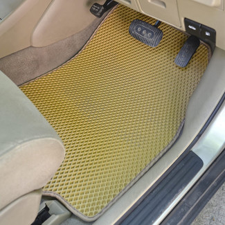 Ворсовые коврики на Nissan Tiida (C11) 2004&nbsp;-&nbsp;2014 в Череповеце