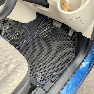 Ворсовые коврики на Toyota Sienta II 2015&nbsp;-&nbsp;2022 в Череповеце