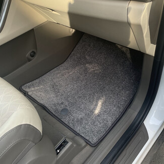 Ворсовые коврики на KIA Carnival IV 7 мест с оттоманками 2020&nbsp;-&nbsp;2026 в Череповеце