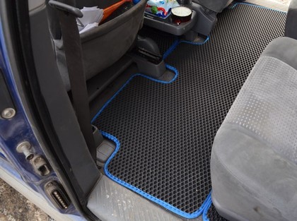 Ворсовые коврики на Mazda MPV II 1999&nbsp;-&nbsp;2006 в Череповеце