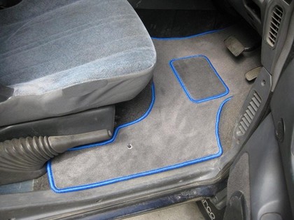 Коврики на Toyota Estima Emina (Lucida) 1990&nbsp;-&nbsp;2000 в Череповеце