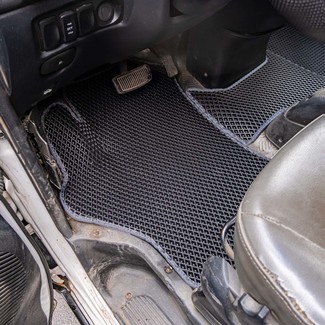 Коврики на Hyundai Starex 1996&nbsp;-&nbsp;2007 в Череповеце