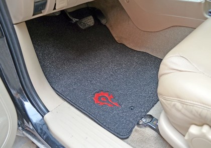 Ворсовые коврики на Toyota Fortuner I 2004&nbsp;-&nbsp;2015 в Череповеце