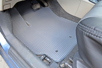 Ворсовые коврики на Toyota Yaris II 2005&nbsp;-&nbsp;2011 в Череповеце