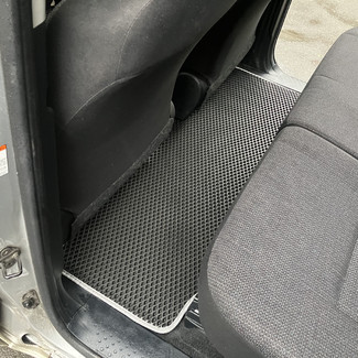 Ворсовые коврики на Toyota Sienta II 2015&nbsp;-&nbsp;2022 в Череповеце